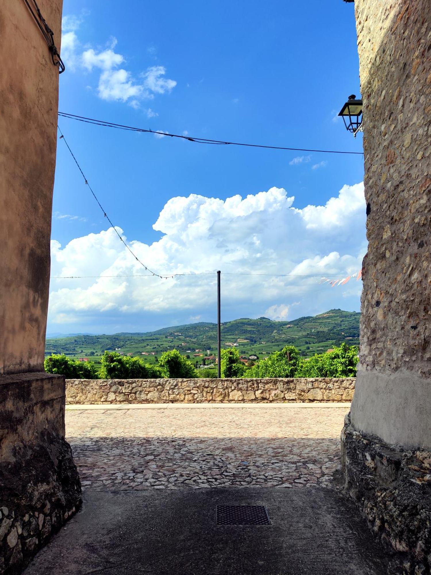 Stanza Allegra Soave Exteriör bild